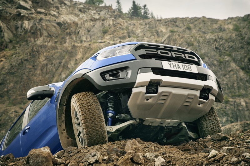 Ford Ranger Raptor sẽ 'cơ bắp' hơn với động cơ V8 454 mã lực
