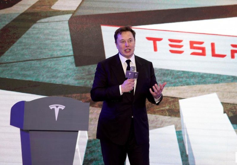 Elon Musk trong lễ khởi động việc sản xuất xe Model Y tại nhà máy Thượng Hải