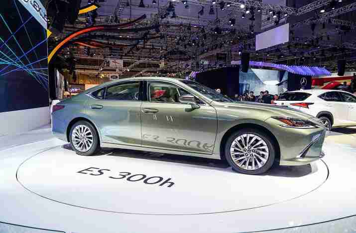 Lexus ES 2020 là mẫu xe có không gian nội thất rộng rãi nhất phân khúc Sedan hạng sang cỡ trung
