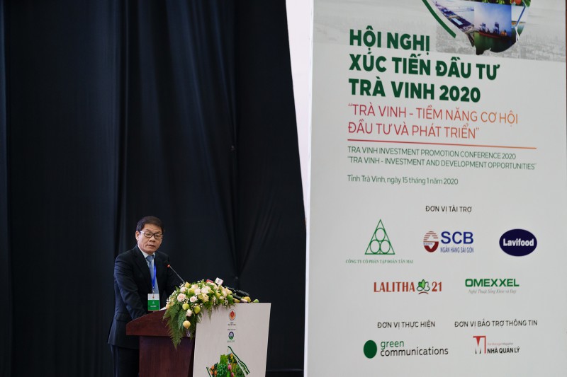 Ông Trần Bá Dương, Chủ tịch tập đoàn Thaco phát biểu tại Hội nghị xúc tiến đầu tư tỉnh Trà Vinh, ngày 15.1.2020 (Ảnh: Bảo Zoãn/Tạp chí Nhà Quản Lý)