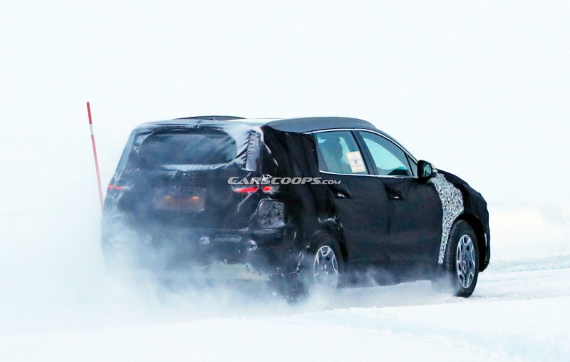 Hyundai Santa Fe facelift thử sức mùa đông (Nguồn ảnh: Carscoop)