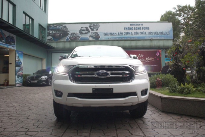 Ảnh chi tiết xe Ford Ranger Limited 2020 vừa ra mắt Việt Nam