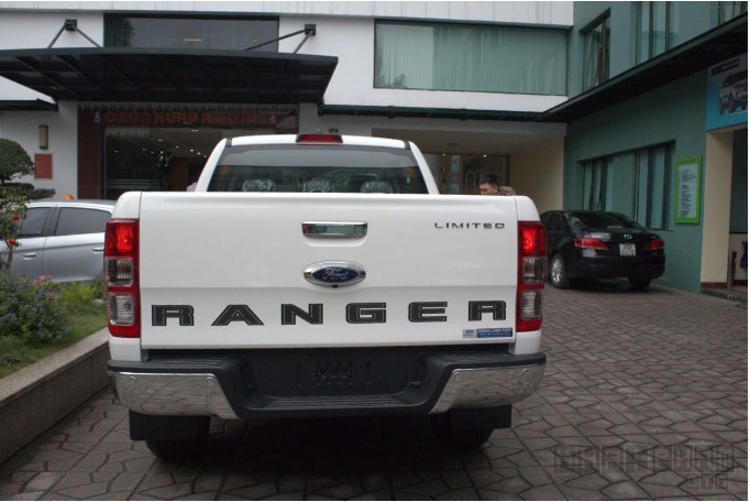 Ảnh chi tiết xe Ford Ranger Limited 2020 vừa ra mắt Việt Nam