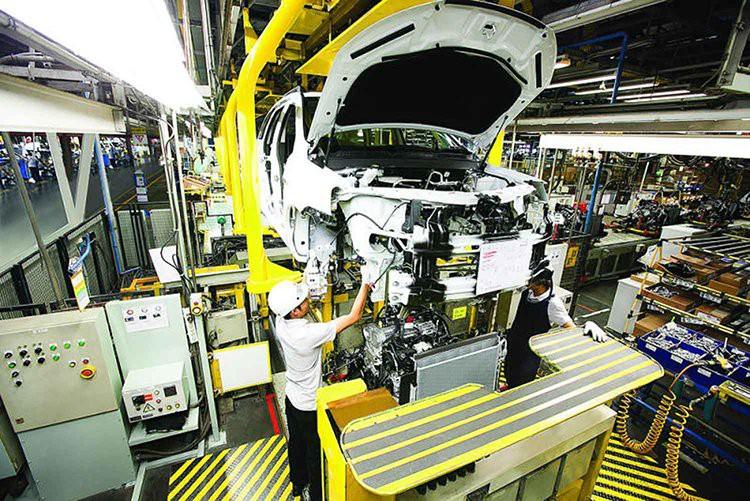 GM dần chuyển giao cơ sở sản xuất cho các đối tác