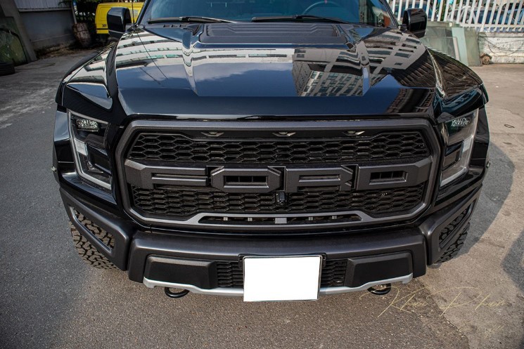 Siêu bán tải Ford F-150 Raptor Black Edition 2020