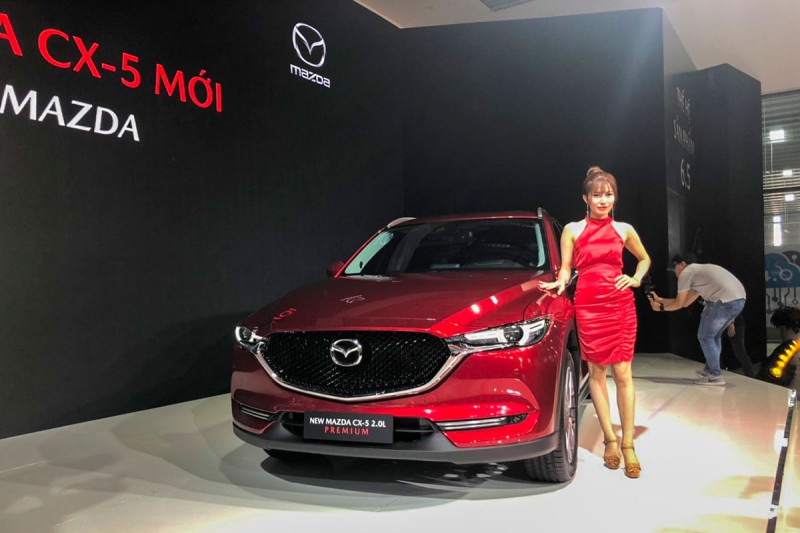 Mazda CX-5 giảm giá từ 30-50 triệu đồng tùy phiên bản. (Ảnh: Ngô Minh)