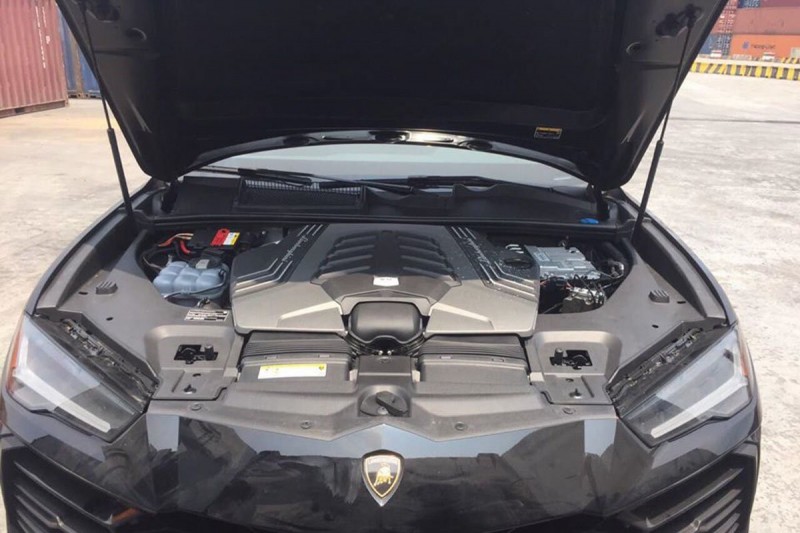 Lamborghini Urus là siêu SUV mạnh nhất thế giới.