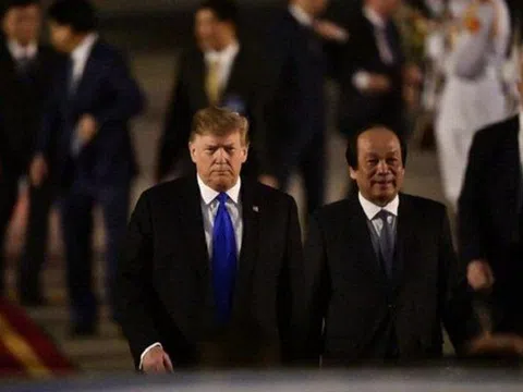 Tổng thống Donald Trump đến Hà Nội 