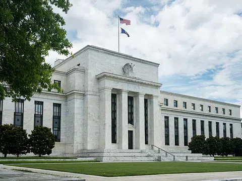 Tại sao các ngân hàng trung ương dao động? 