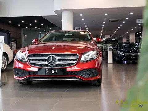 Soi chi tiết xe Mercedes-Benz E 180 2020 vừa ra mắt Việt Nam tại đại lý với giá hơn 2 tỷ đồng