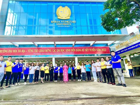 Trường Đại học Bà Rịa – Vũng Tàu: Sôi nổi “Ngày hội” đăng ký xét tuyển nguyện vọng năm 2022