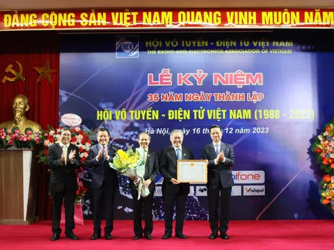 Chặng đường 35 năm phát triển của Hội Vô tuyến – Điện tử Việt Nam