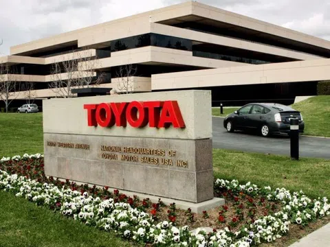 Hãng sản xuất Toyota giảm mạnh sản lượng do thiếu hụt chip