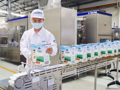 Vinamilk, doanh nghiệp xuất khẩu uy tín ngành sữa trong đại dịch