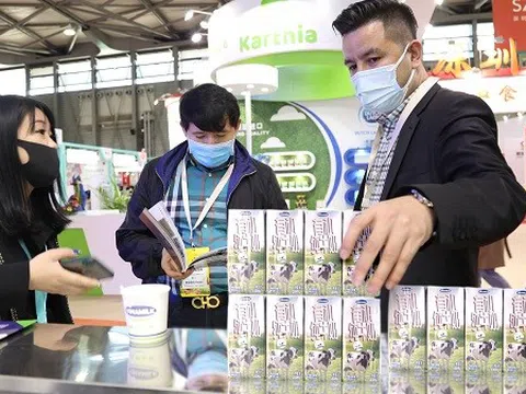 Vinamilk ra mắt sữa tươi Organic "tiêu chuẩn kép" trong triển lãm quốc tế hàng đầu tại Thượng Hải