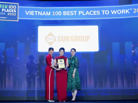 Sun Group được vinh danh trong “Top 2 doanh nghiệp ẩm thực & nghỉ dưỡng có môi trường làm việc tốt nhất 2022”.