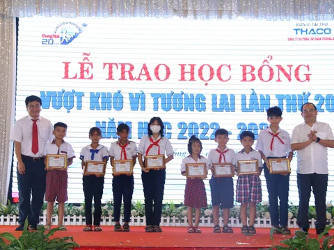 THACO tài trợ Báo Đồng Nai trao Học bổng Vượt khó vì tương lai lần thứ 20
