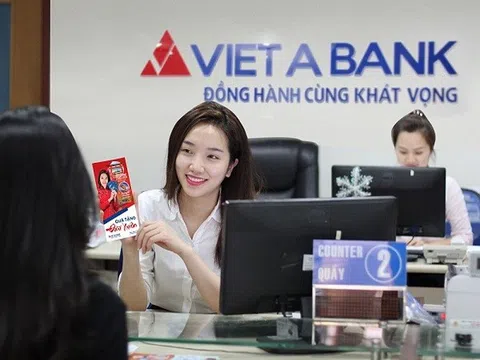 Cổ phiếu ngân hàng Việt Á tăng 40% trong phiên giao dịch đầu tiên