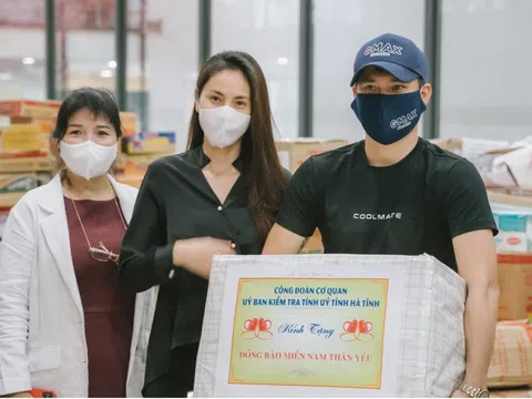 Hà Tĩnh gửi hơn 100 tấn thực phẩm nhờ ca sĩ Thủy Tiên giúp người dân thành phố trong tâm dịch