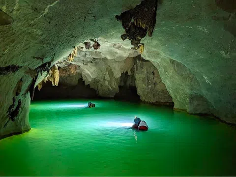 Du lịch thám hiểm hang động Quảng Bình - Điểm sáng với nhiều tiềm năng phát triển