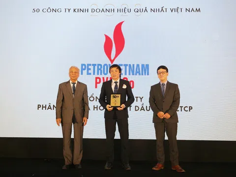 PVFCCo được vinh danh “Top 50 công ty kinh doanh hiệu quả nhất Việt Nam”
