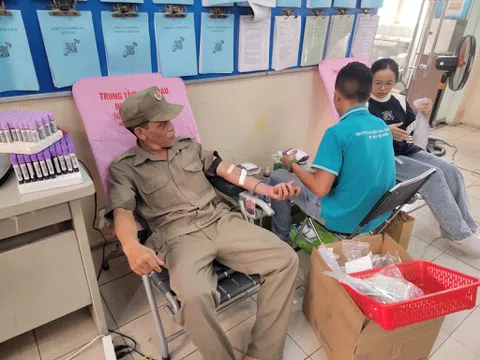 Đoàn phường Tân Quy tổ chức hiến máu tình nguyện năm 2024, thu hút được nhiều người tham gia
